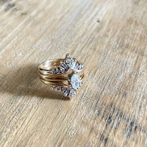 Wedding set- 14k yellow gold Dimond solitaire with ring guards